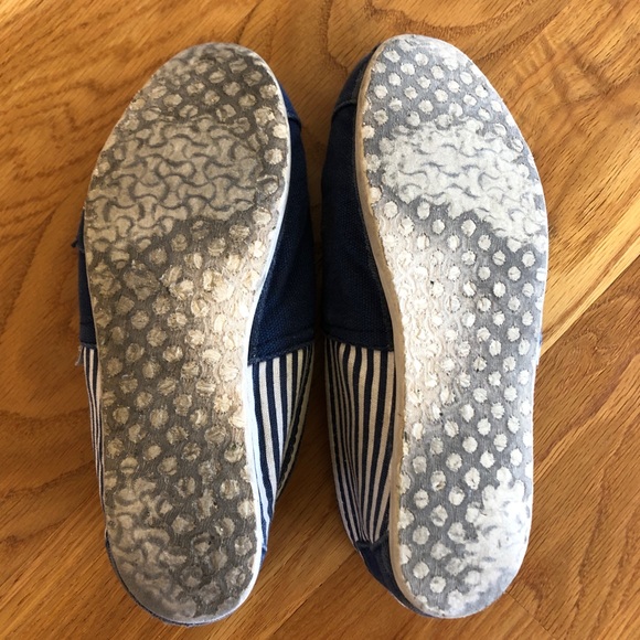 TOMS Navy Blue Stripe Canvas Slippers Size 7 - Picture 5 of 5